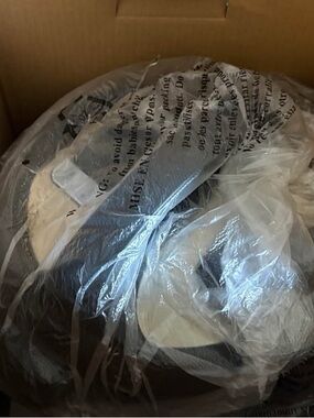 A never opened instant pot still in the original box.